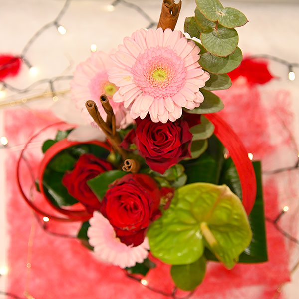 Composition Florale Coup de Foudre pour la Saint Valentin